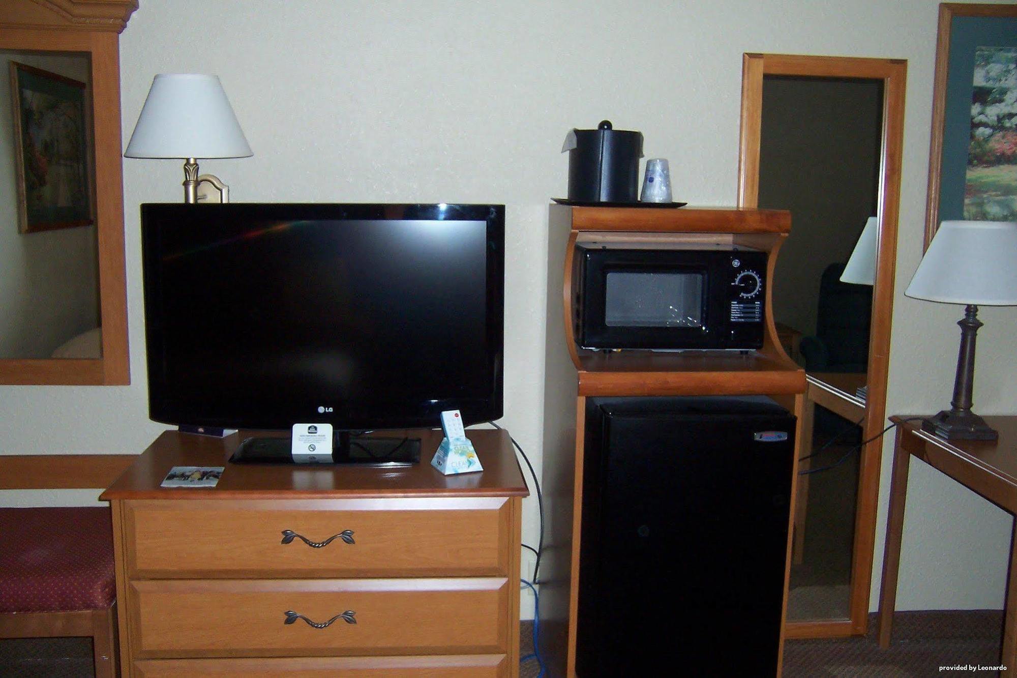 Norwood Inn & Suites Mankato North Mankato Екстериор снимка