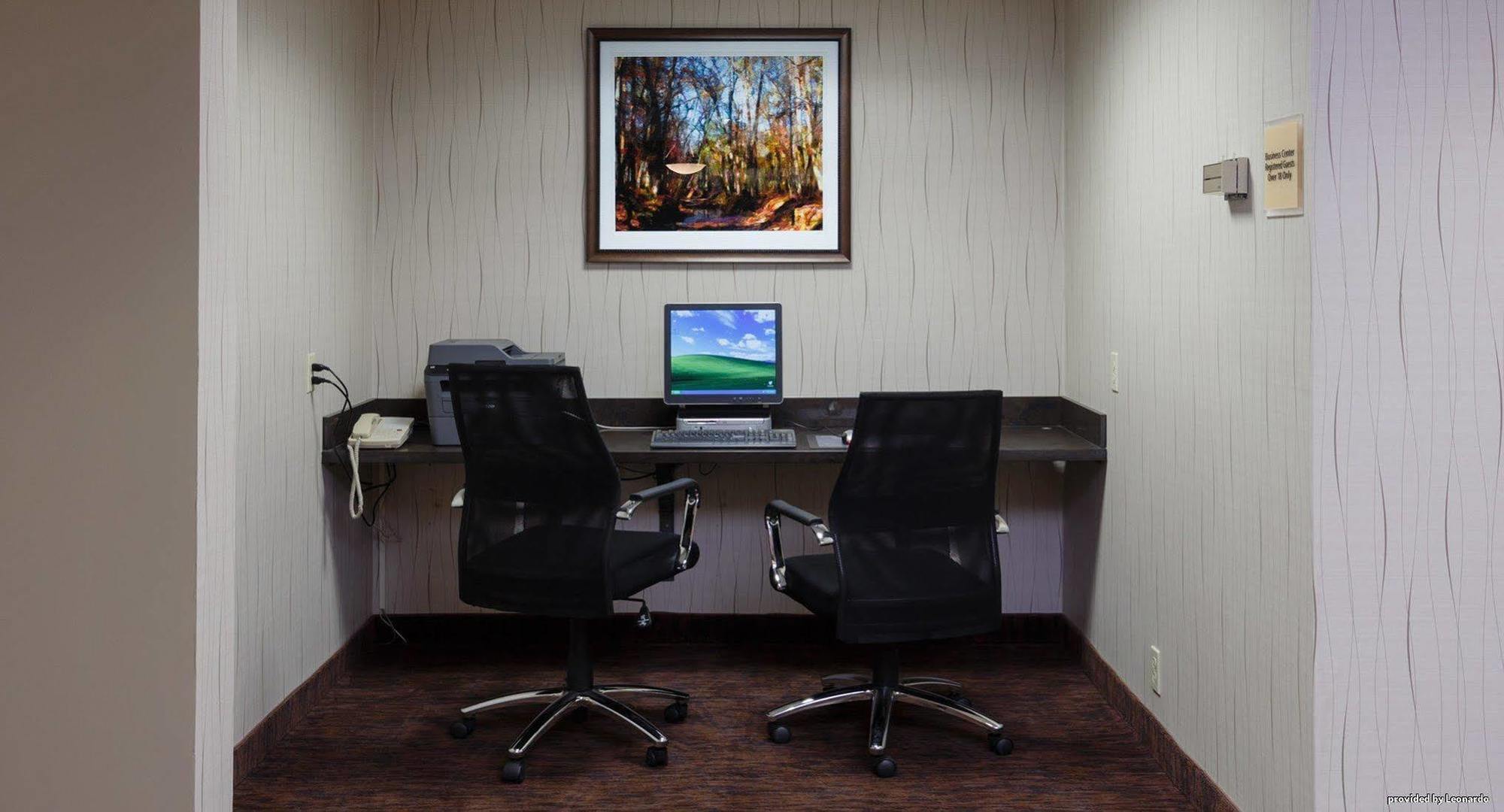Norwood Inn & Suites Mankato North Mankato Екстериор снимка