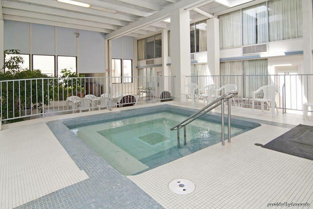 Norwood Inn & Suites Mankato North Mankato Съоръжения снимка