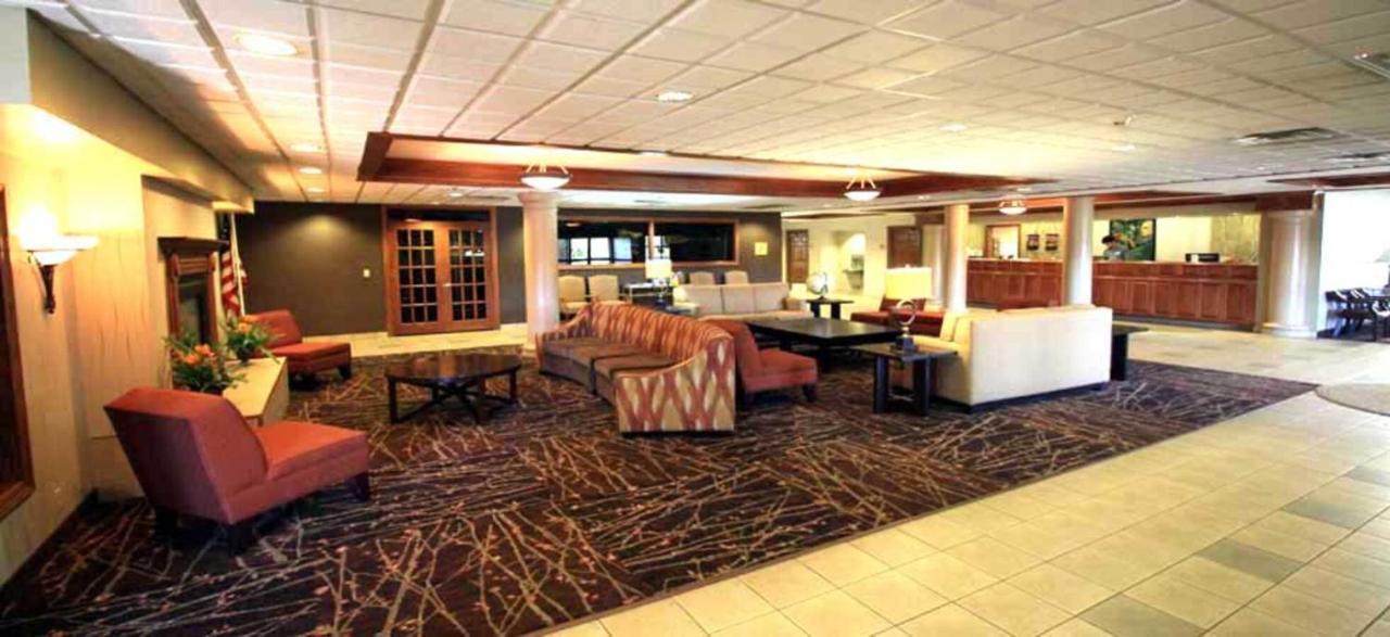 Norwood Inn & Suites Mankato North Mankato Екстериор снимка