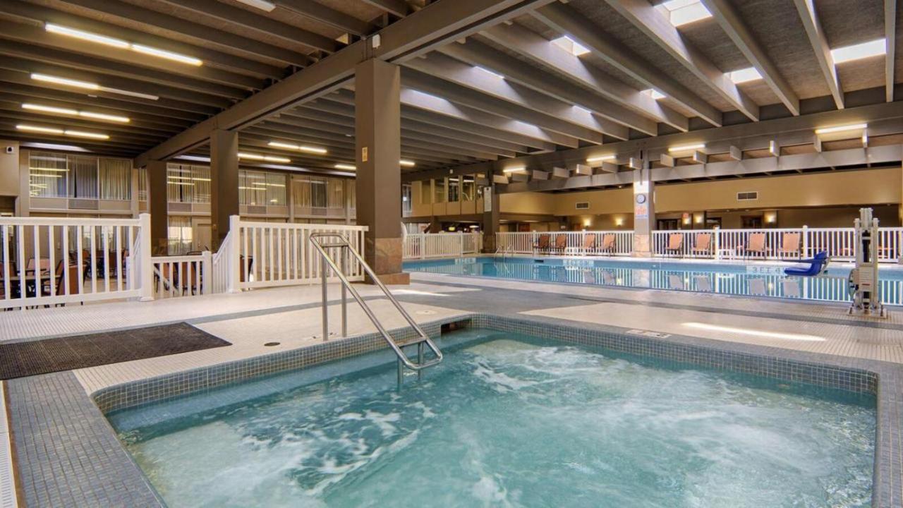 Norwood Inn & Suites Mankato North Mankato Екстериор снимка